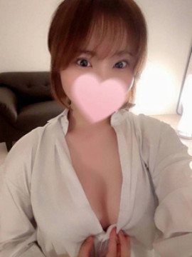 愛咲まいか