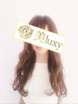 川島なお｜美luxy（美ラグジー）