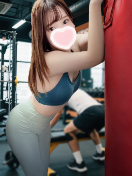 小川ももか