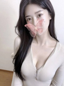 美月ゆな