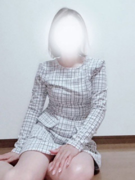 前田｜人妻メンズエステ艶女　鹿児島本店