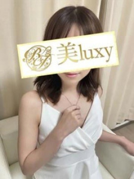 葵かれん｜美luxy（美ラグジー）