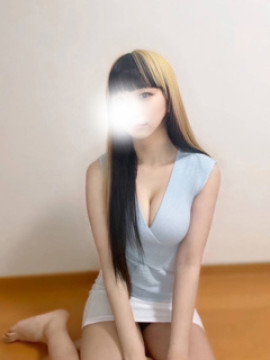 千歳あいら