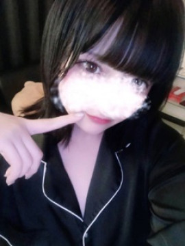 小鳥遊 ゆの