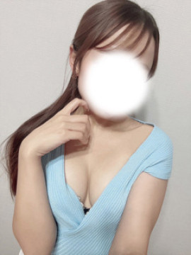 輝月　いお