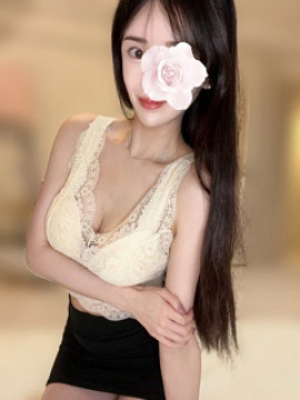 美月ゆな