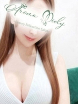 美咲レオナ