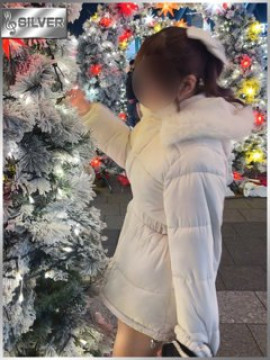 水原れな