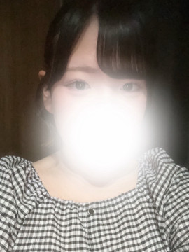 もも【綺麗可愛】