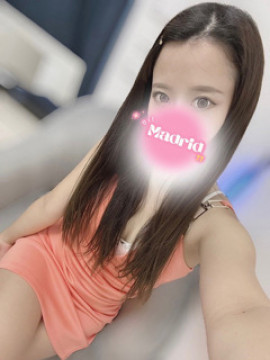 白石まなみ｜Oil Madrid（オイルマドリード）