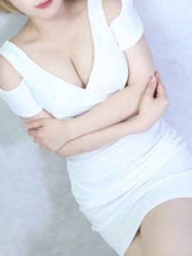 吉岡みどり｜マダム江坂