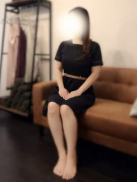 あやの｜ふわりぃ FUWARII