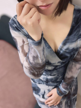 吉岡 はる|かりそめ 梅田ルーム