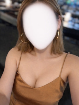 藍沢 エレナ|THE DIANA(ザ・ディアーナ)