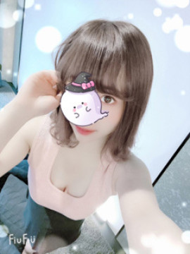 椿ひな
