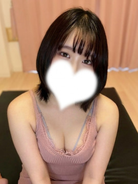 佐倉なぎさ(新人)