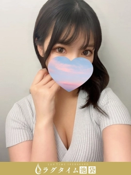 由井つきか