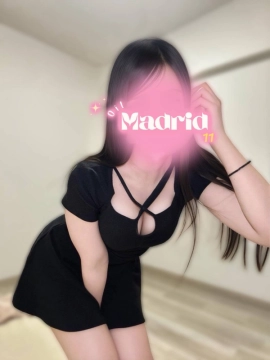 月野ひかる|Oil Madrid(オイルマドリード)