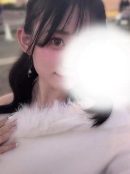 七瀬えみり