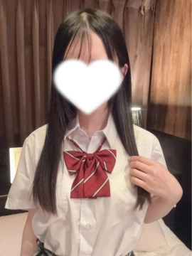 体験期間なな『小さい体にスタイルも顔も性格も抜群な完全無欠美少女