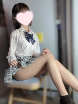 つきの