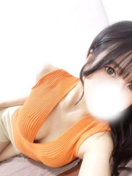 若槻あずさ