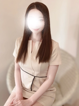 篠崎　ゆい