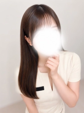 真白ひな