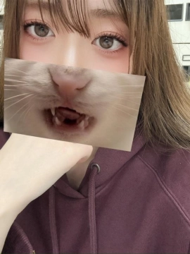 秋山ゆな