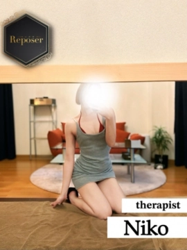 にこ|Reposer(ルポゼ)