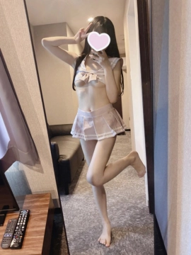 夢川　なこ