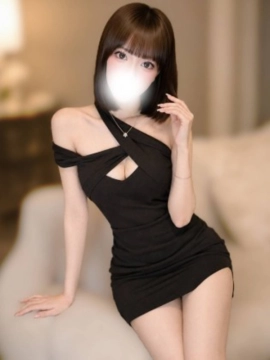 小春あや