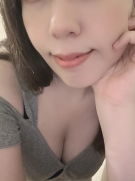 安嶋ねね