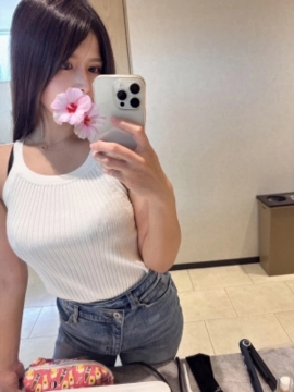 白咲えみ