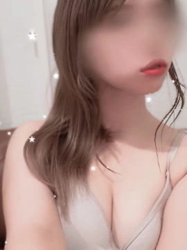 綾瀬みこと