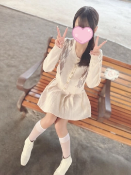 体験期間るる『完全未経験、普段は焼肉店でバイトしてる清楚系の美少女』