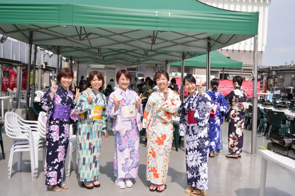 夏は浴衣でビアガーデン すずのき川越本店浴衣パーティ開催しました すずのき スタッフブログ 成人式の振袖 振袖レンタル ママ振りなどご要望に応じた振袖選びをサポート 振袖すずのき 絹絵屋 夏は浴衣でビアガーデン すずのき川越本店浴衣パーティ開催しました すずのき スタッフブログ 成人式の振袖 振袖レンタル ママ振りなどご要望に応じた振袖選びをサポート 振袖すずのき 絹絵屋