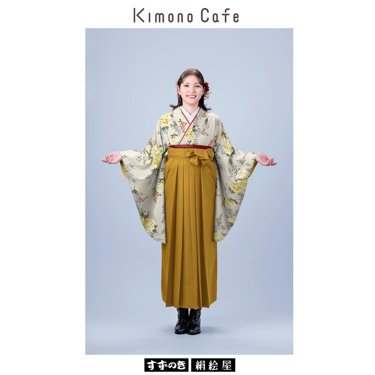 kimono1031（牡丹と南天　ベージュ）