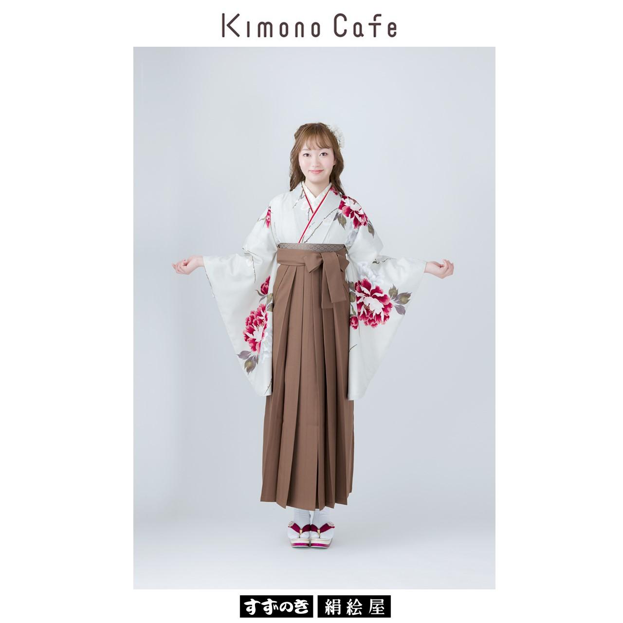 kimono1034（牡丹と梅　ベージュ）