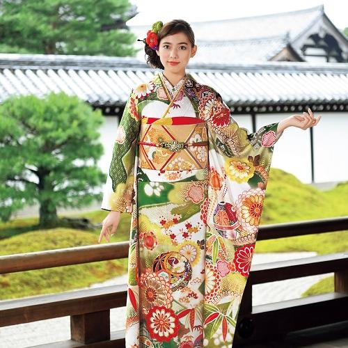 華やかで高貴な緑の地色に鶴や毬の文様でフレッシュな魅力を 華やかで高貴な緑の地色に鶴や毬の文様でフレッシュな魅力を