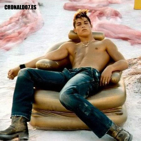 cristianoYoung.jpg