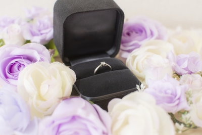 既婚男女に聞く! 結婚までの交際期間はどれくらい?