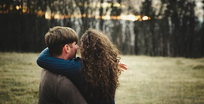 愛おしいと思う心理とは。男性が女性を愛おしいと思う瞬間