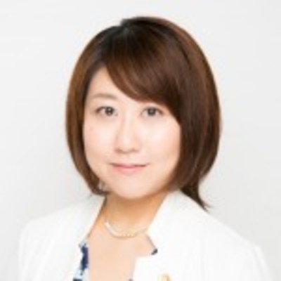 堀井亜生