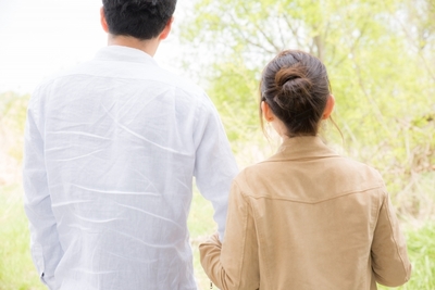 意中の男性と距離を縮める方法&してはいけない言動
