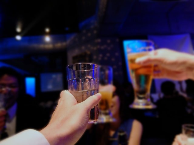 婚活パーティーに参加