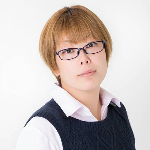 新倉 美紀