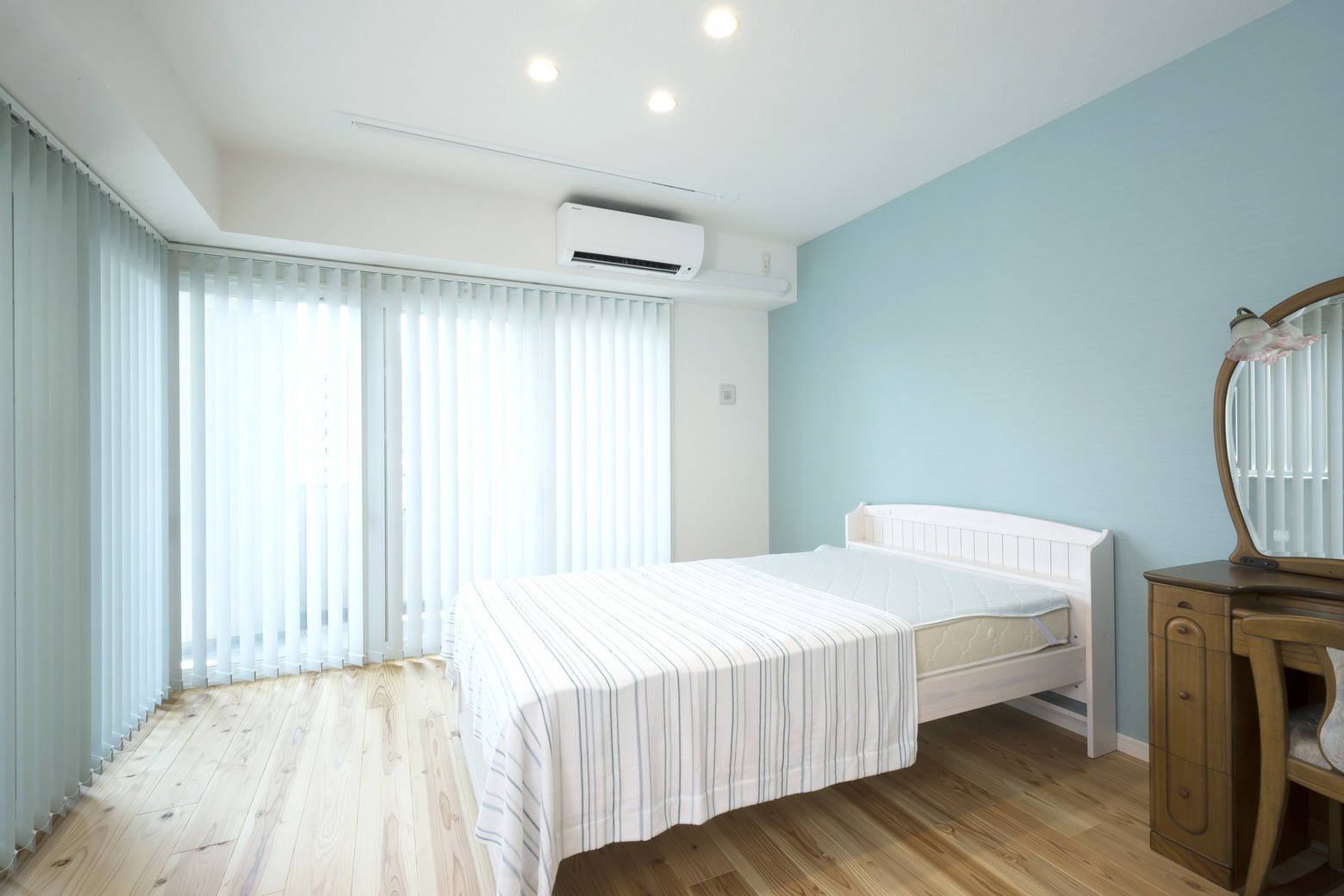 Small  hp 9705 for web