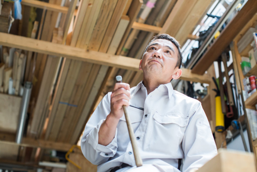 作業場の大工
