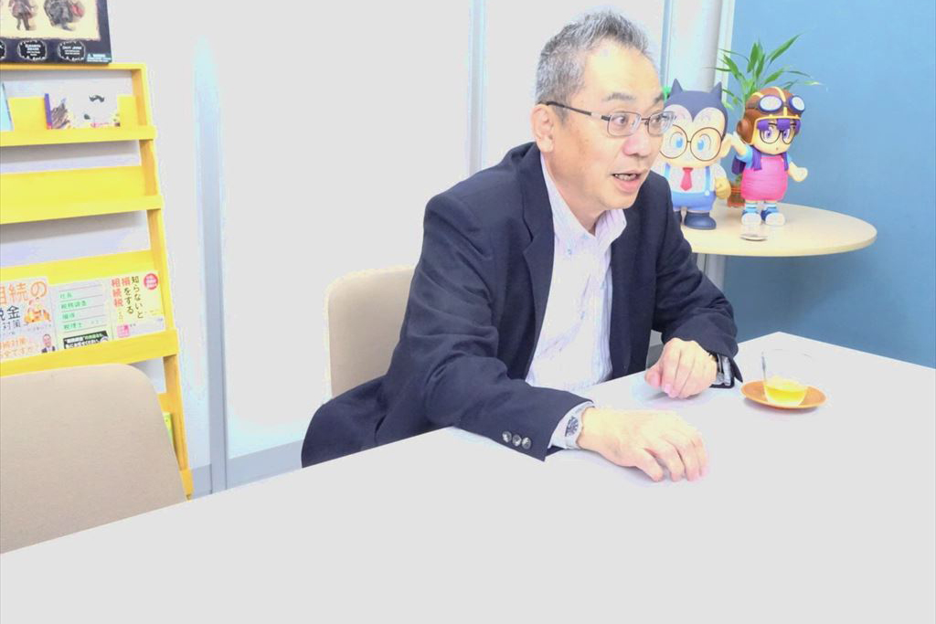 税務調査について話す税理士